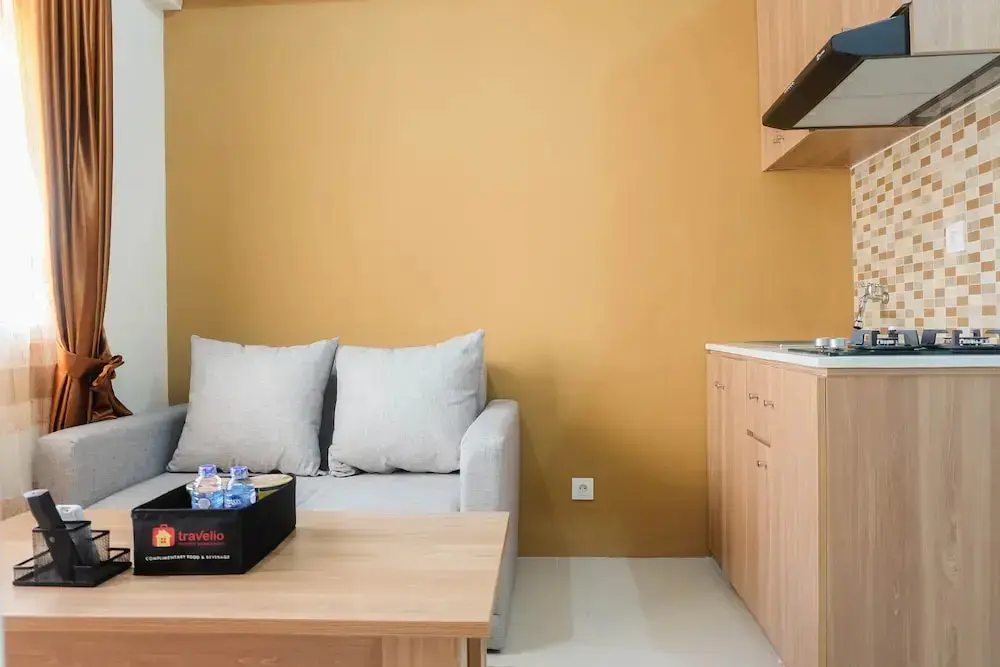 Джакарта: Fully Furnished and Comfortable 2BR Green Pramuka Apartment
