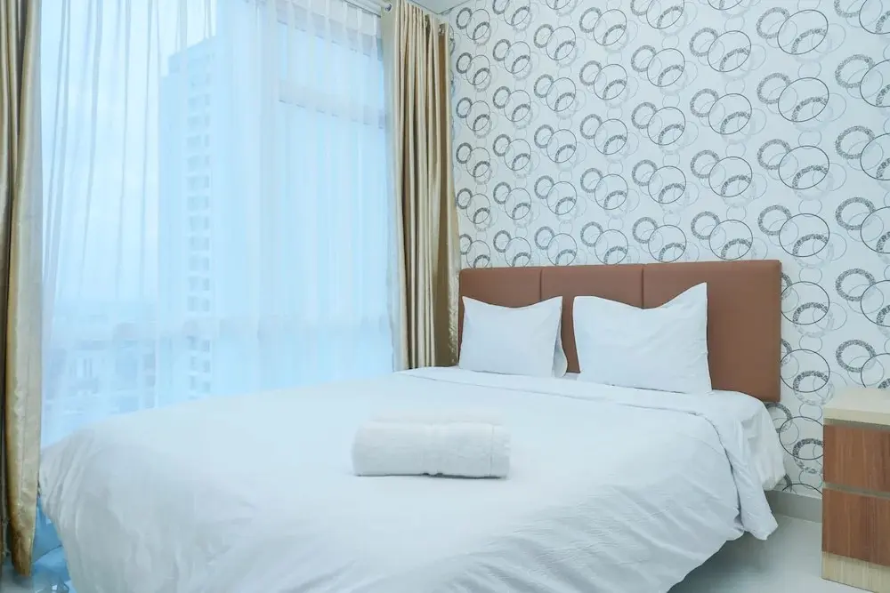 Джакарта: Strategic Location 1BR Apartment @ Puri Mansion near Puri By Travelio