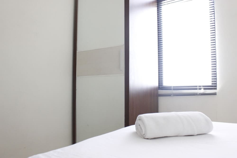 Бандунг: Comfy 2br at Tamansari Panoramic Apartment by Travelio