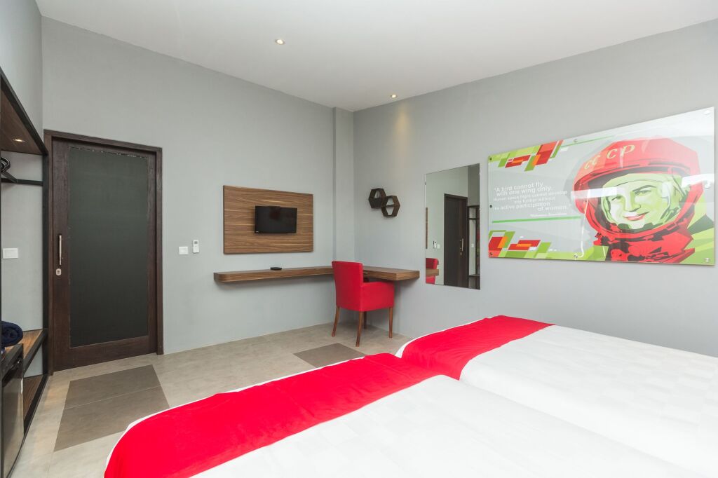 Кута: 7Rooms Seminyak