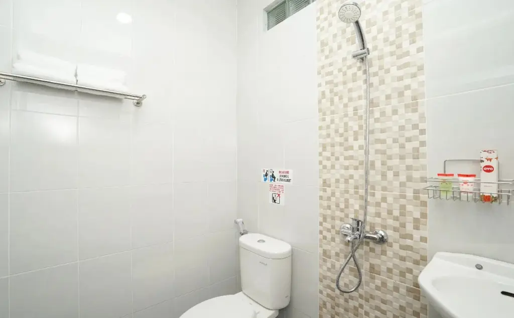 Сурабая: Graha 8 Syariah by Oyo Rooms