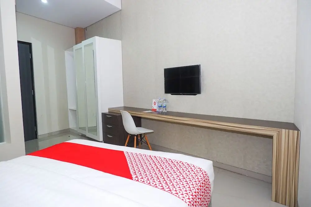 Пурвокерто: Guest House 360° by Oyo Rooms