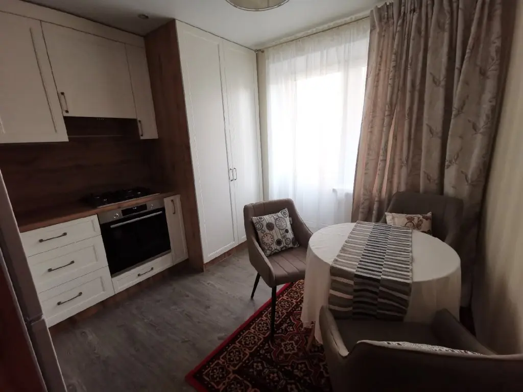 Смоленск: Апартаменты on Yunnatov Lane
