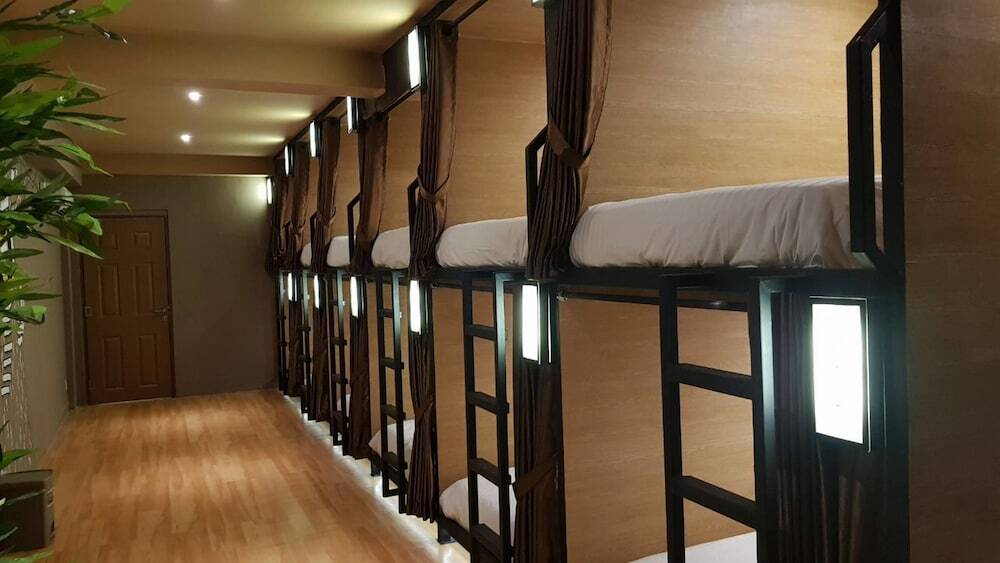 Бандунг: VK Pods Bandung