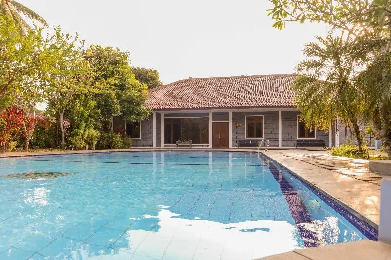 Карита: OYO 1395 Carita Asri Villas and Resort