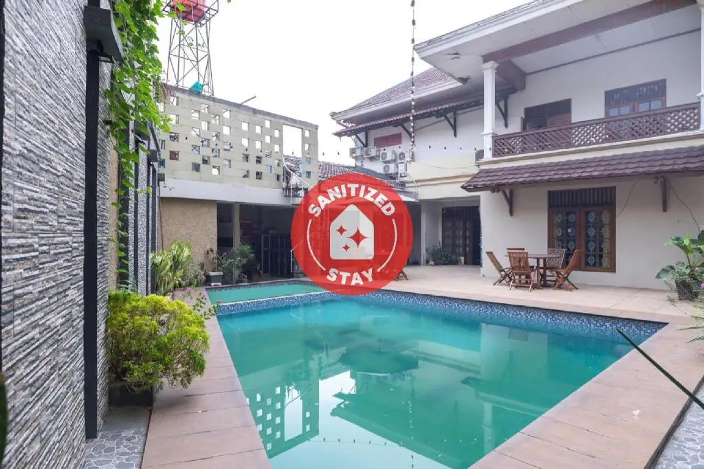 Джакарта: OYO 1421 Kasmaran Guest House Syariah