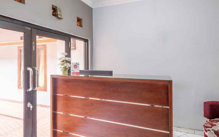 Бандунг: OYO 1398 Kawaluyaan Near RS AMC
