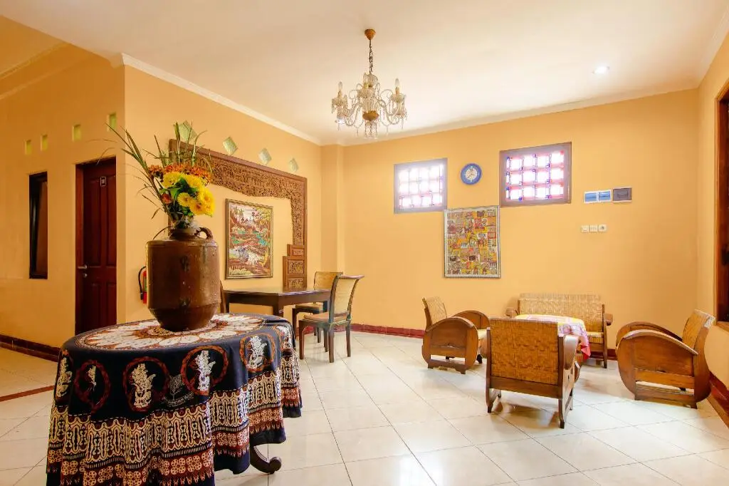Депок: OYO 1593 Pondok Garini Syariah