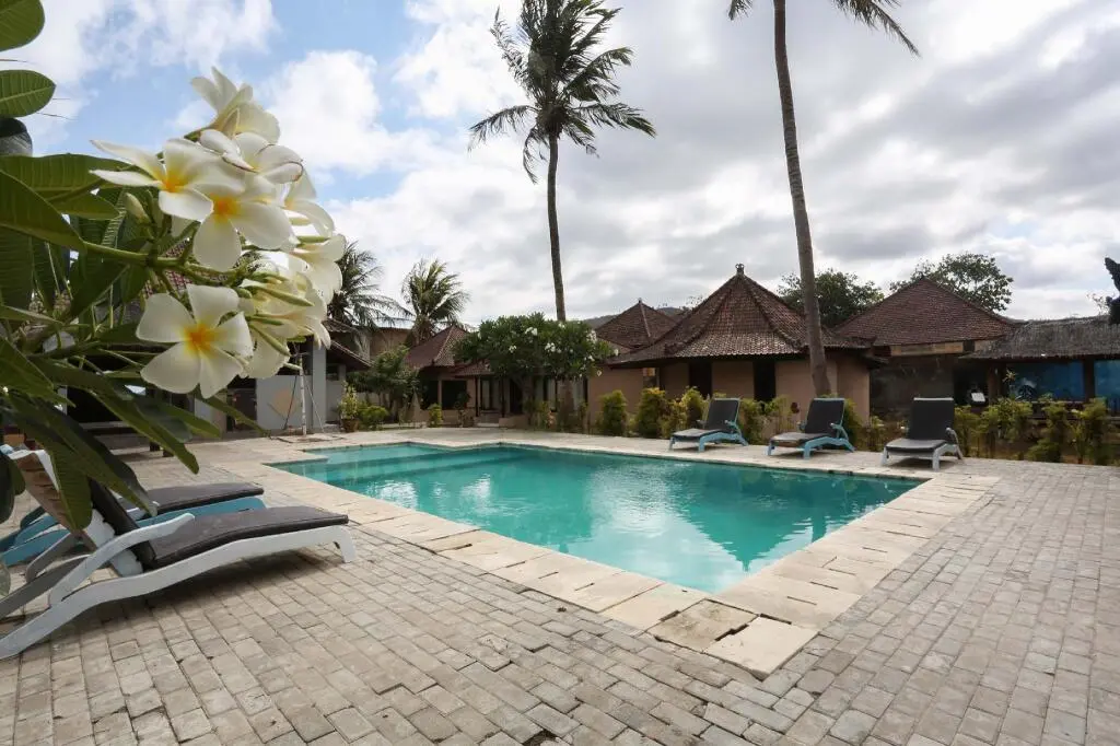 Кута: OYO 1651 Purnama Beach Hotel