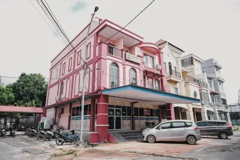 RedDoorz near Nagoya HIll Batam 4 — фото 1