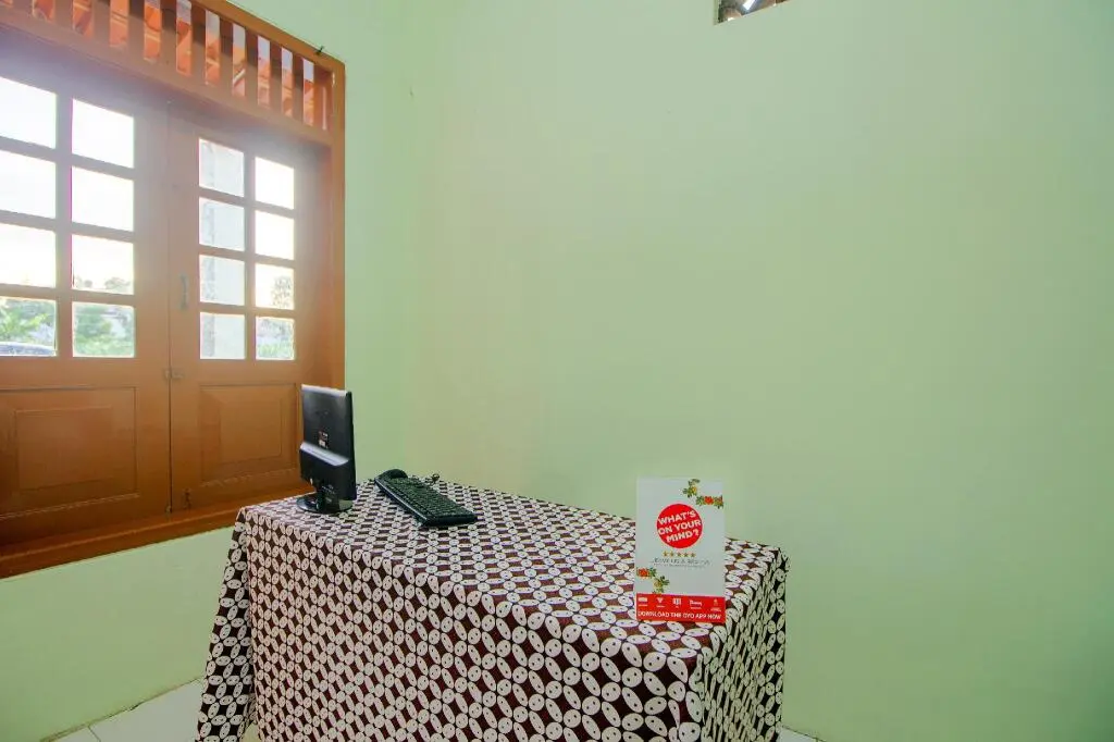 Вoнoсари: OYO 2634 Griya Birowo Syariah
