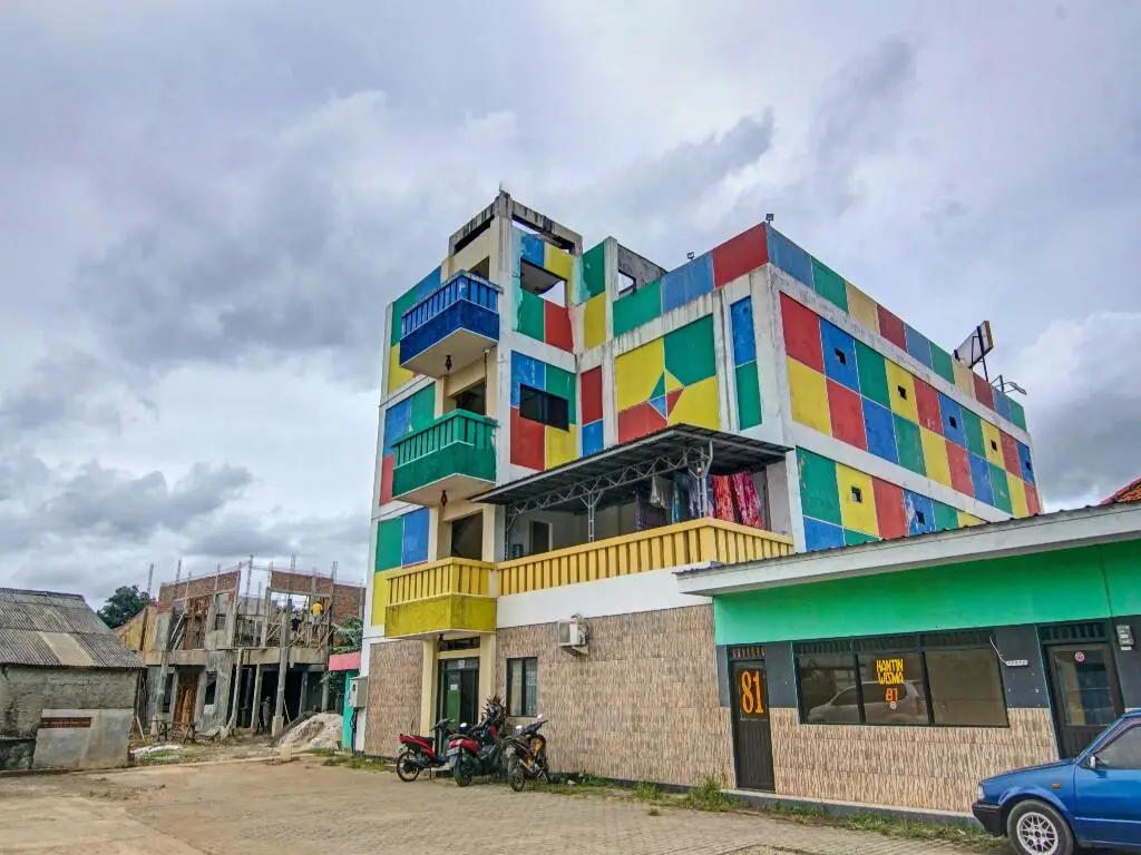 Депок: OYO 2832 Wisma Sukatani Indah