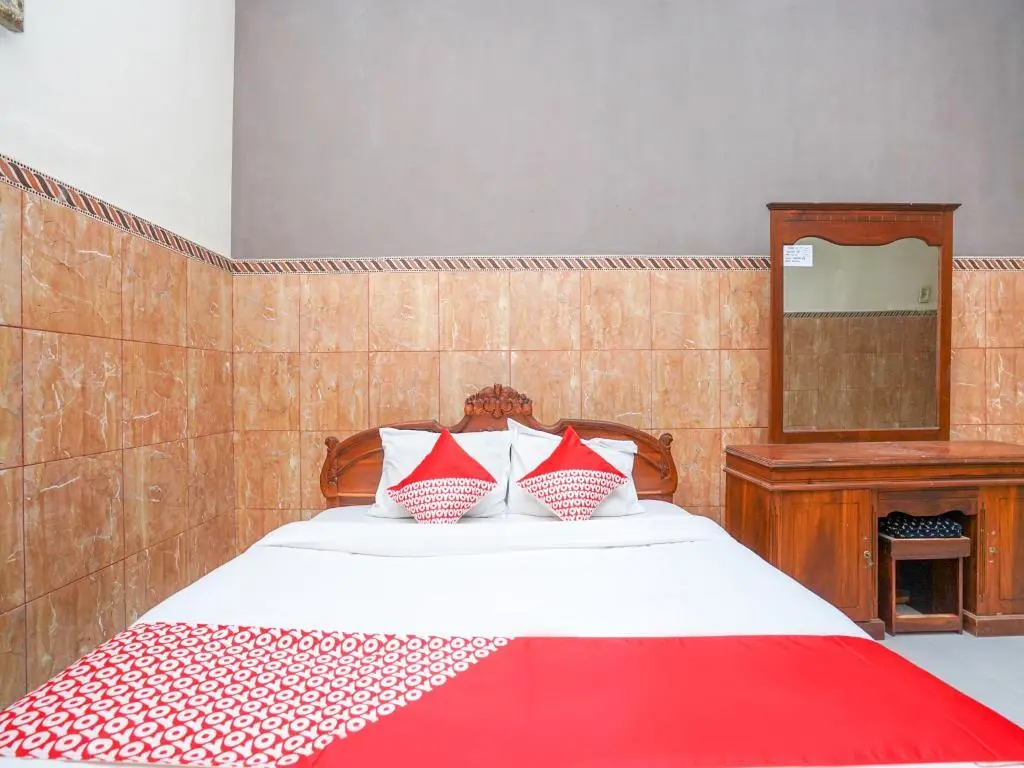 Памекасан: OYO 2715 Hotel Madinah Syariah