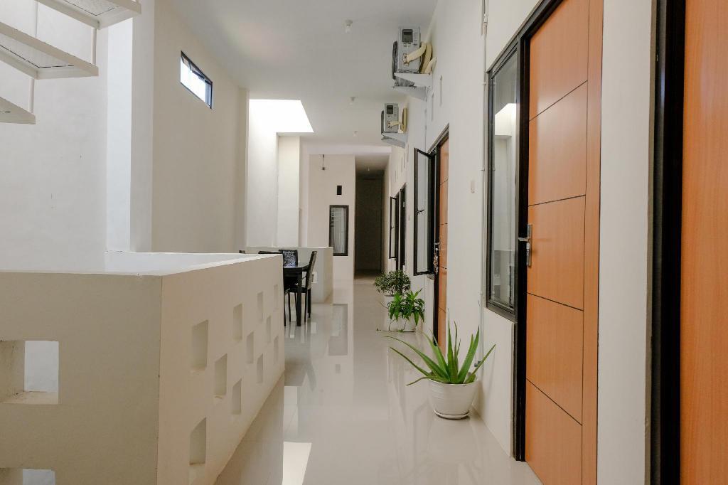 Джембер: OYO 2798 Semeru Residence Syariah