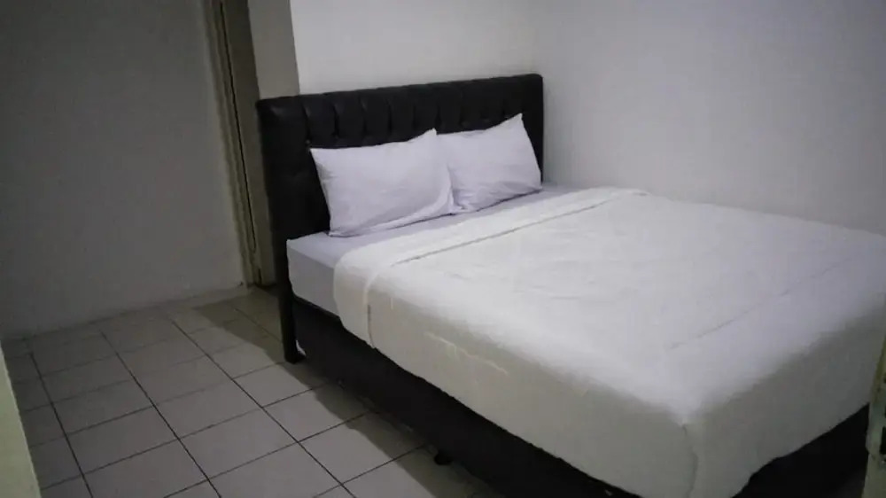 Чиребон: OYO 2788 Zleepy Pembangunan