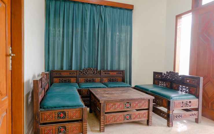 Маланг: Omah Cimbar Family Residence