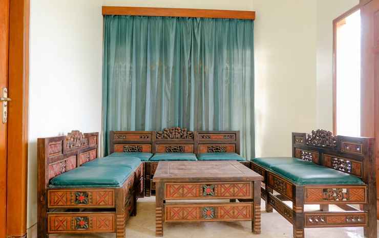 Маланг: Omah Cimbar Family Residence