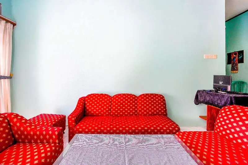 Букиттинги: OYO 2903 Putri Residence Syariah