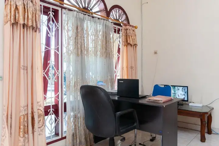 Пематангсиантар: OYO 2916 Op Samuel Homestay