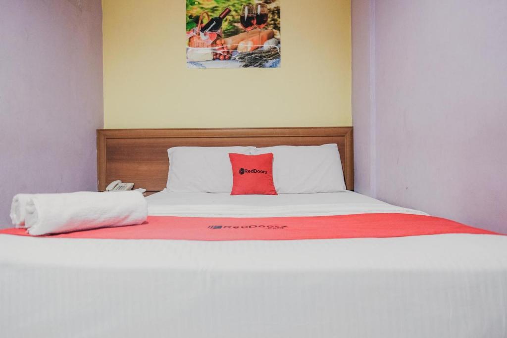 Батам: RedDoorz near Nagoya Hill Mall Batam 5
