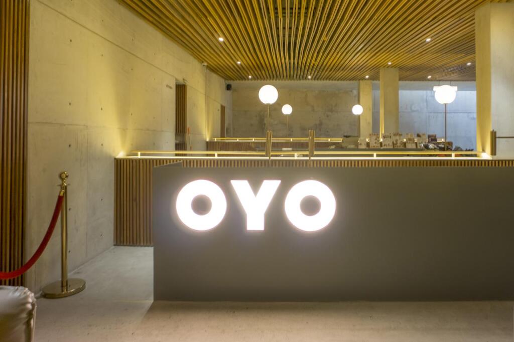 Медан: Oyo 2626 Syariah Harmoni Residence