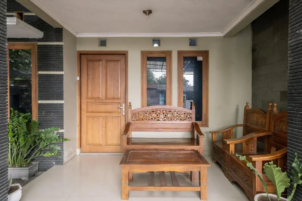Бангунтапан: OYO 2995 Oemah Sorowajan Homestay Syariah