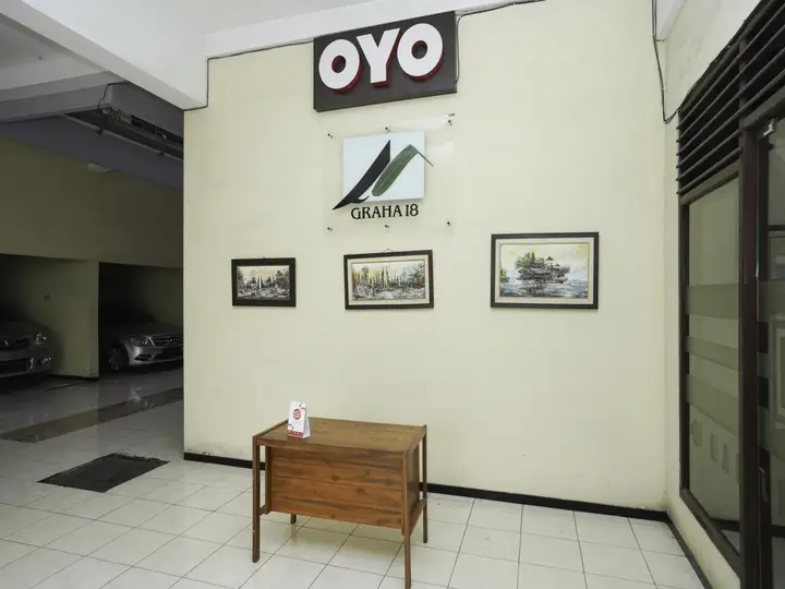 Сурабая: OYO 2902 Graha 18
