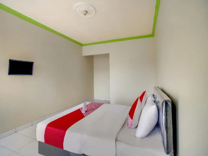 Караванг: Oyo 2963 Anjum Residence