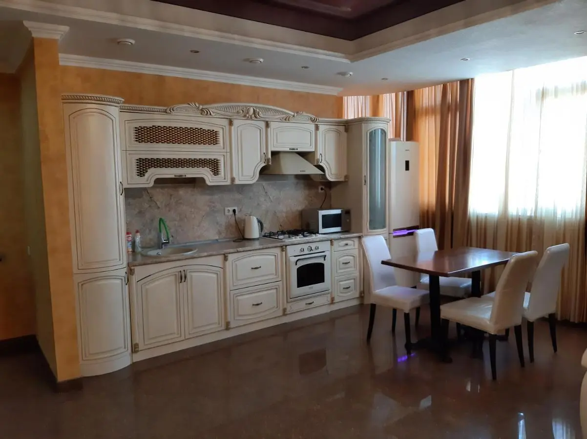 Красная Поляна: МARGO 2 Apartments