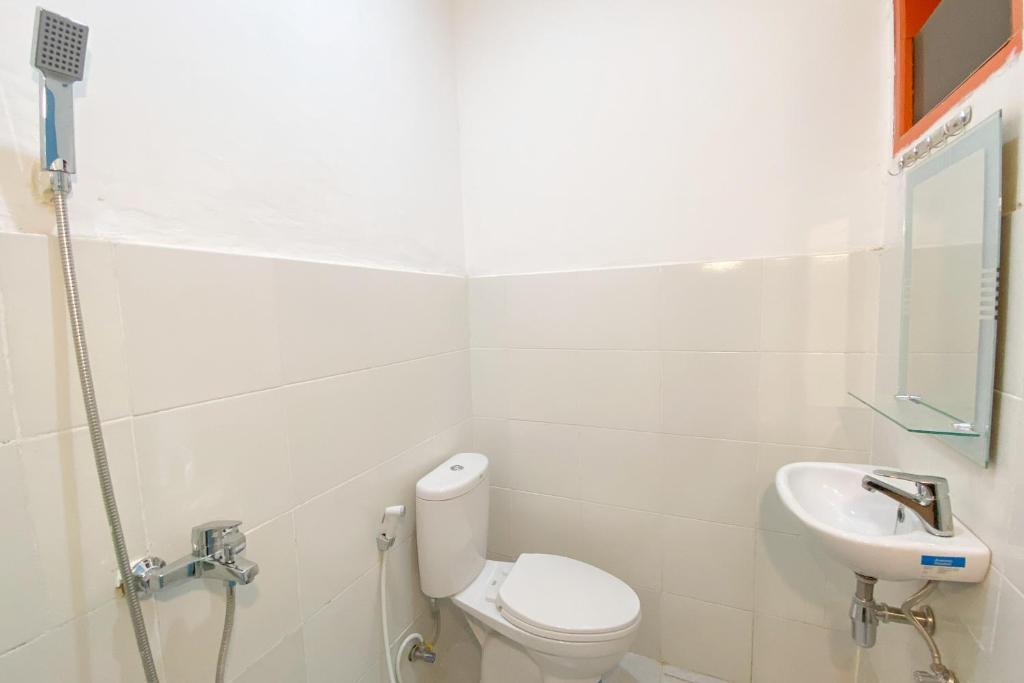 Паданг: OYO 3092 Falah Residence Syariah