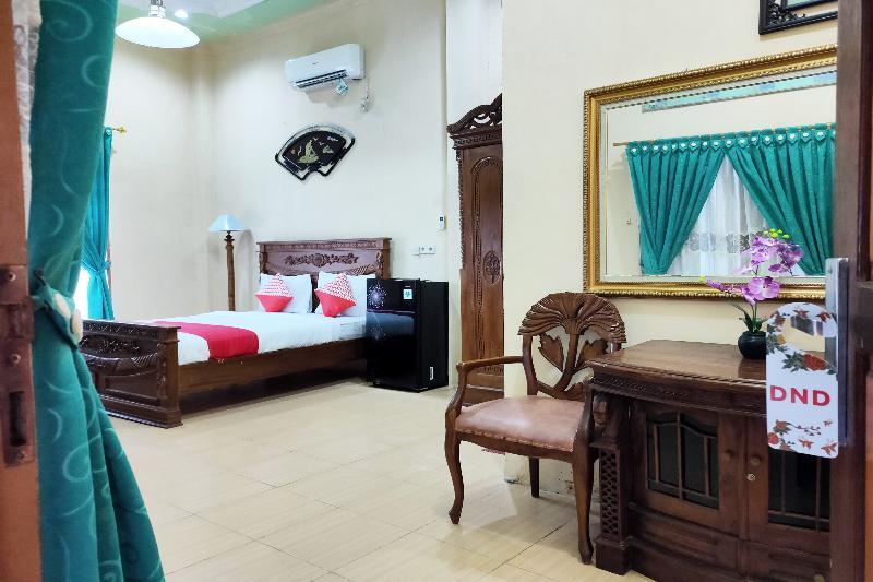 Бенгкулу: OYO 2994 Hotel Wedika