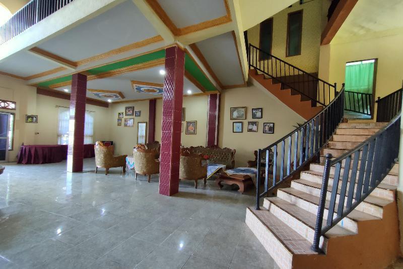 Бенгкулу: OYO 2994 Hotel Wedika