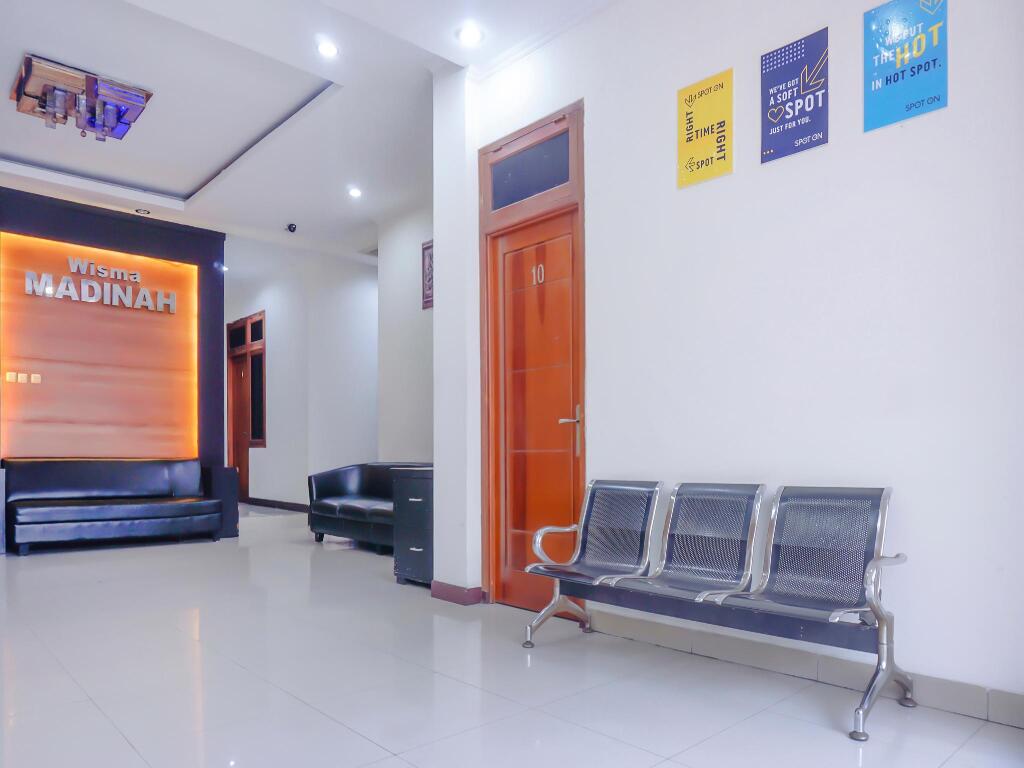 SPOT ON 3072 Wisma Madinah Syariah — фото 1