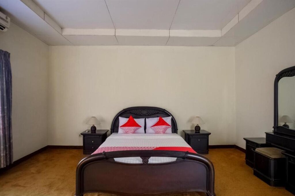 Сисолок: Capital O 3094 Hotel Cleopatra