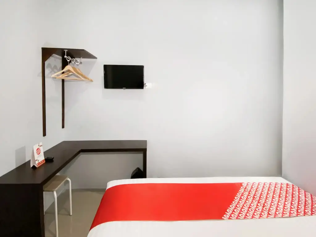 Паданг: OYO 3160 Guesthouse Pagi Sore Syariah