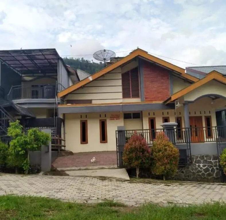 Бату: Villa 3 Putri 39