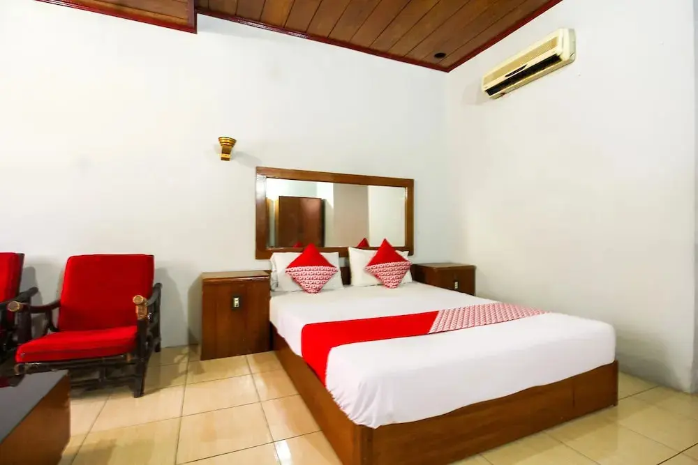 Палембанг: OYO 3180 Hotel Rian Cottage