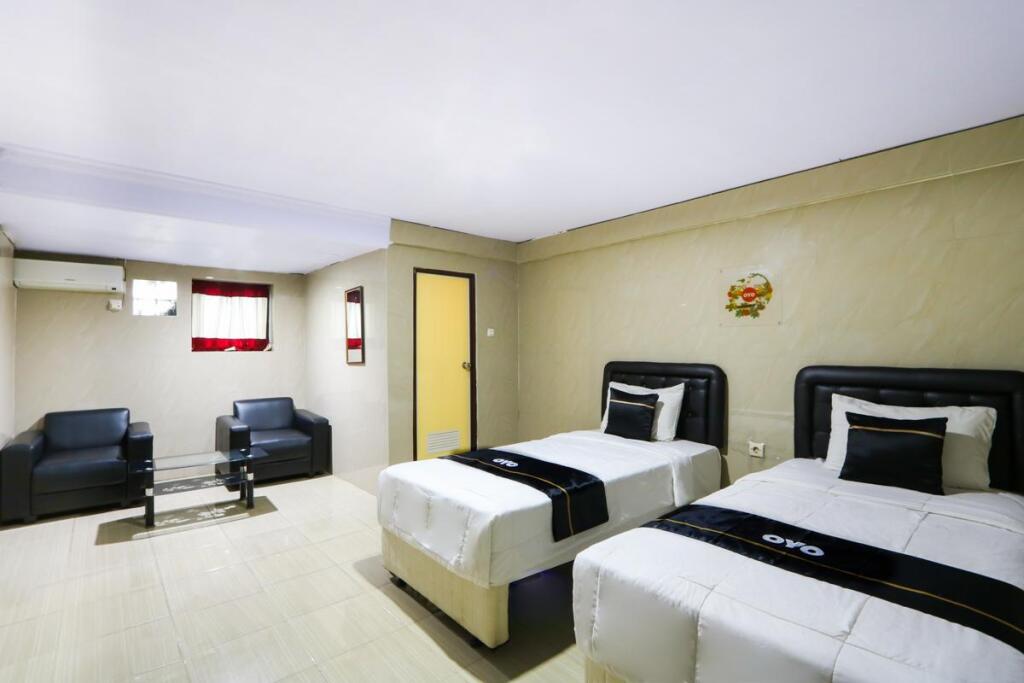 Джембер: Oyo 3239 Jc Hotel