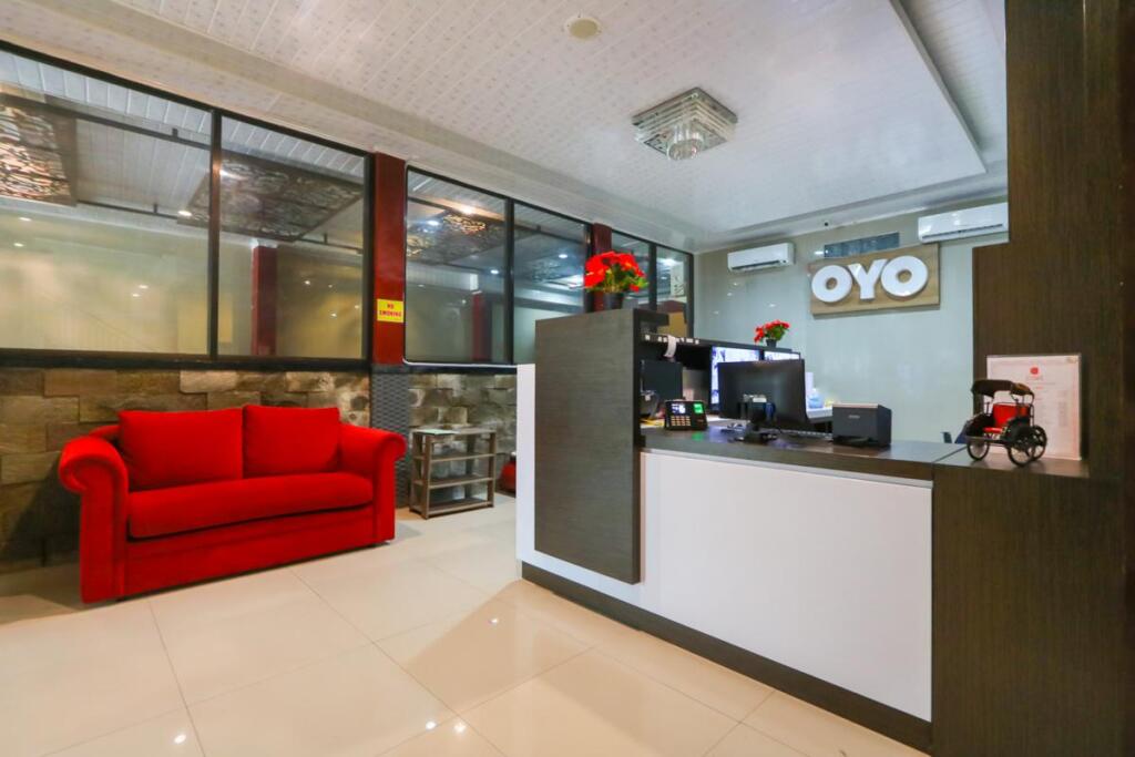 Джембер: Oyo 3239 Jc Hotel