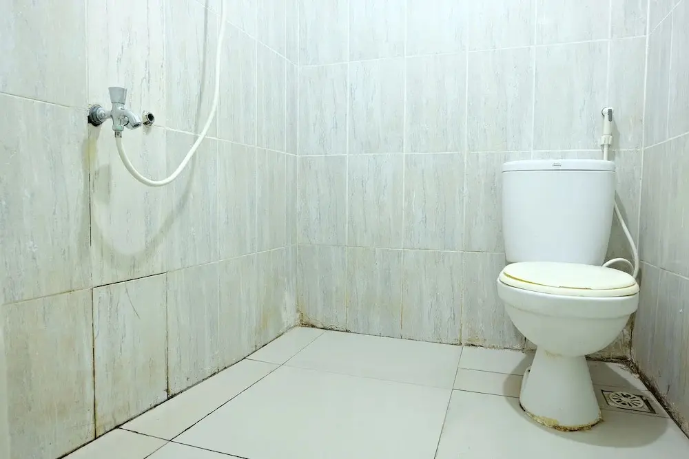 Макассар: Spot On 2661 Wisma Maysara Makassar