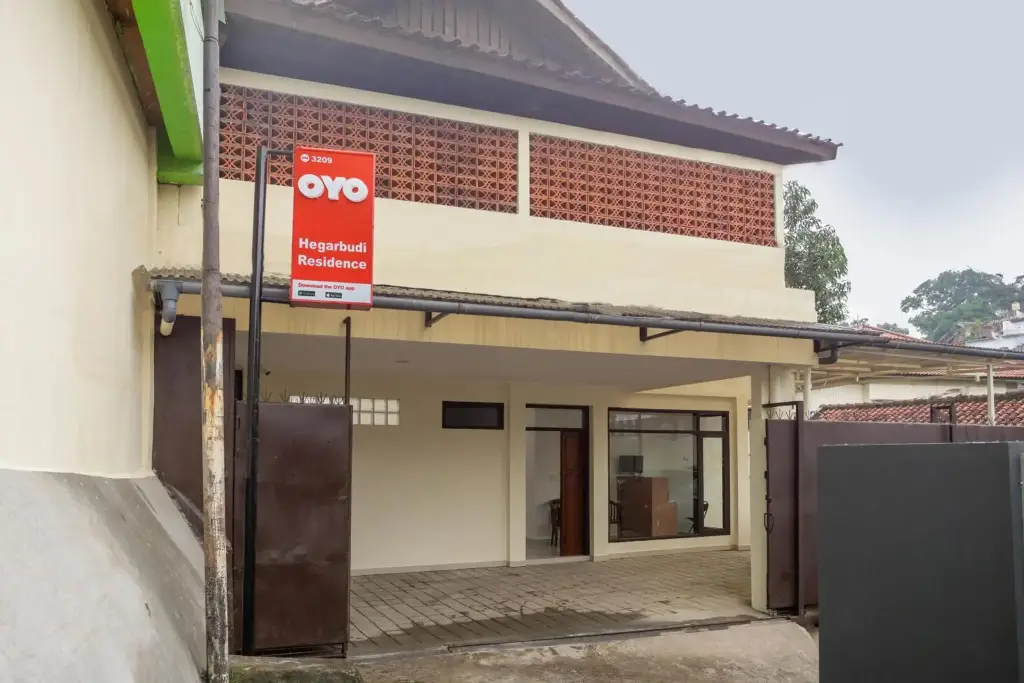 Super OYO 3209 Hegarbudhi Residence — фото 1