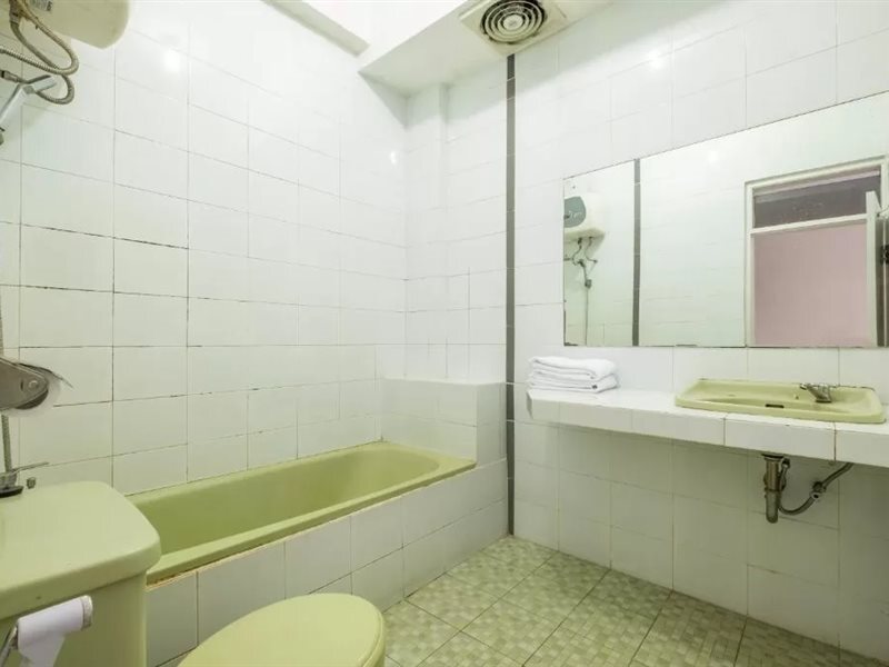 Бандунг: Capital O 2239 Hotel Endah Parahyangan (ex. Elenors Home at Eyckman)