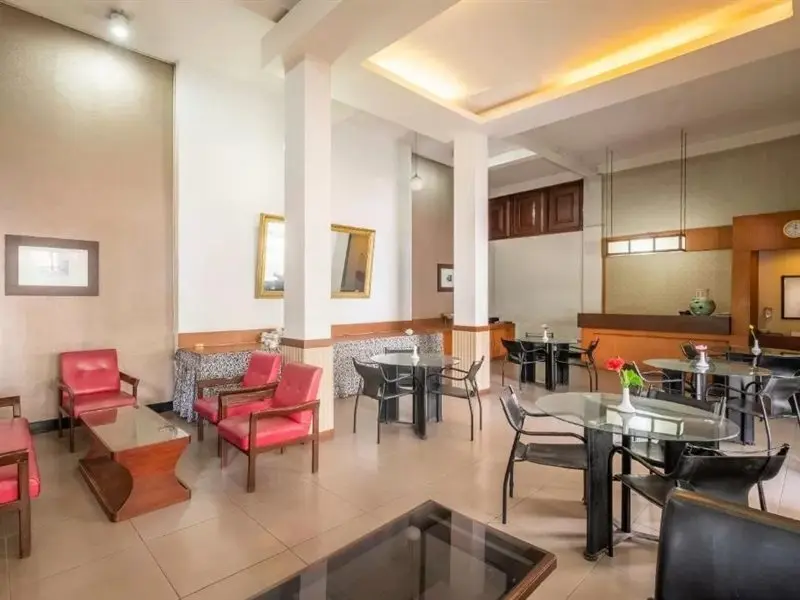 Бандунг: Capital O 2239 Hotel Endah Parahyangan (ex. Elenors Home at Eyckman)