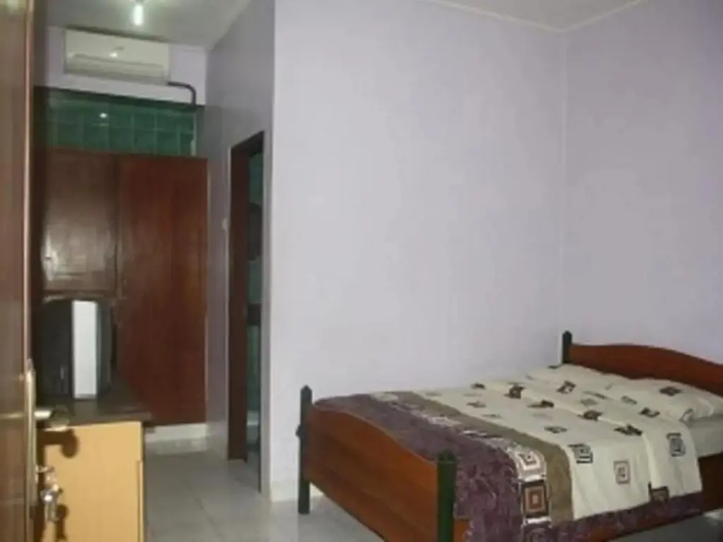 Кута: Nida Rooms Jerman Beach 12 at Green Roof Homestay