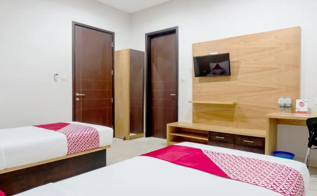Бандунг: LN9 Bandung Guest House by OYO