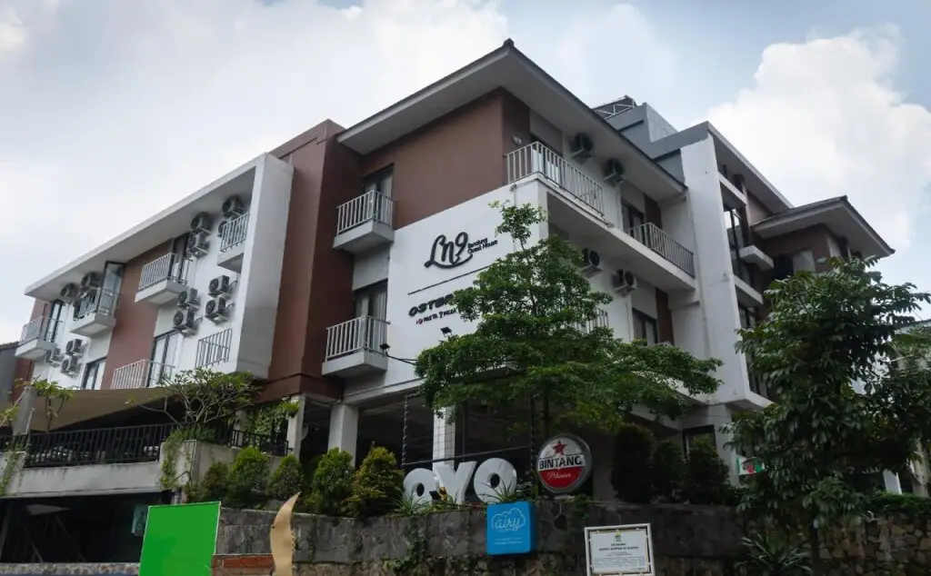 Бандунг: LN9 Bandung Guest House by OYO