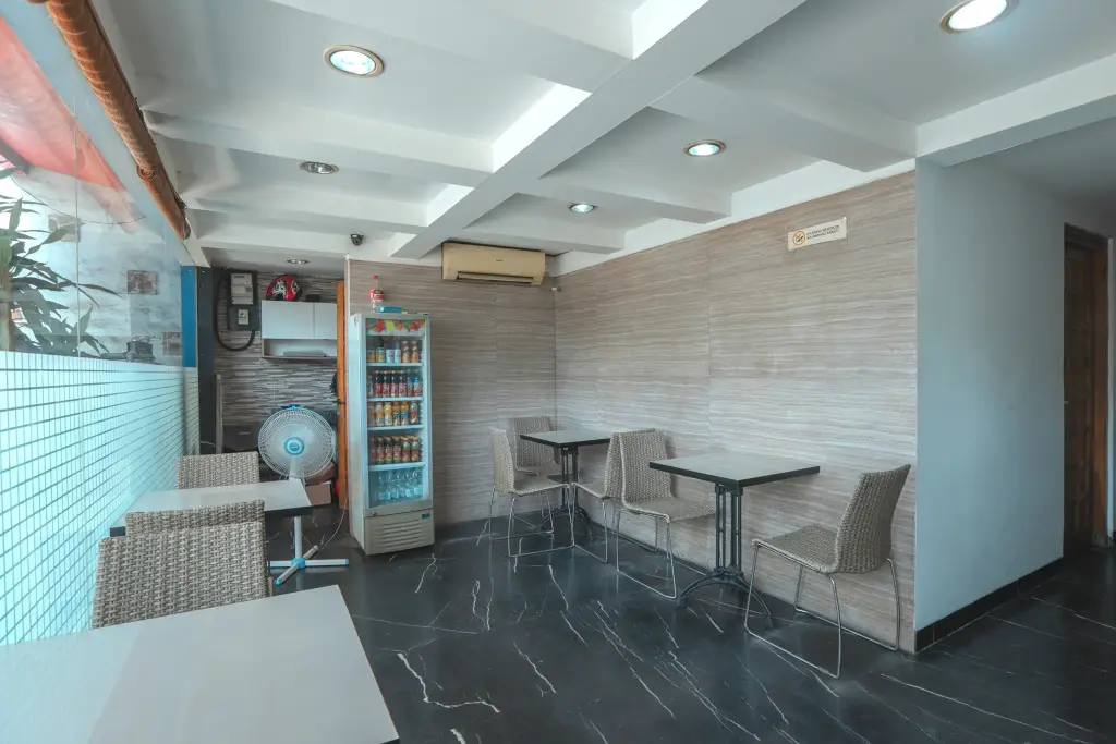 Джакарта: OYO 161 DC Hotel Utan Kayu