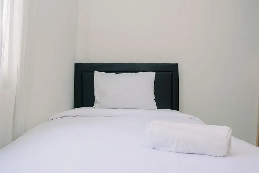 Депок: 2BR Apartment at Park View Condominium near Universitas Indonesia