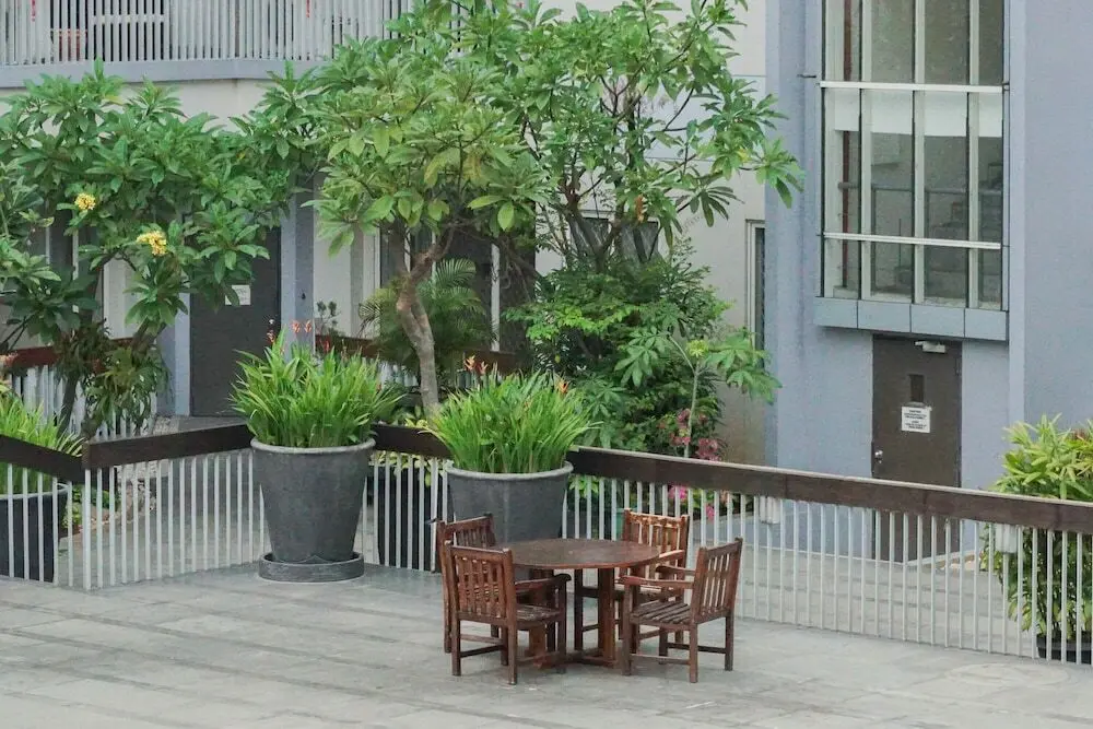 Джакарта: Exclusive and Spacious 3BR Apartment at Pearl Garden