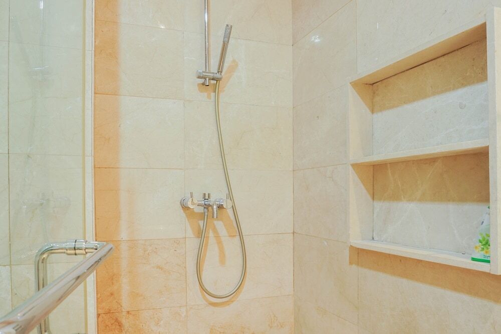 Джакарта: Exclusive and Spacious 3BR Apartment at Pearl Garden